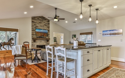 Enchanted Mountain Hideaway 21