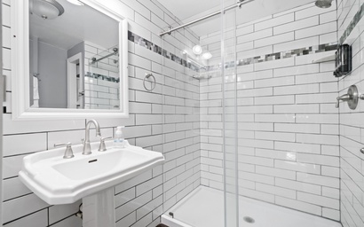 Treetopper Knoll Chalet 7