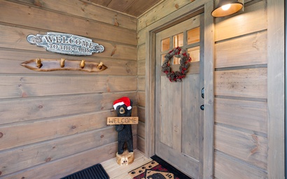 Trail Side Retreat 6