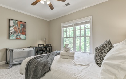 Waters Edge Lodge 29