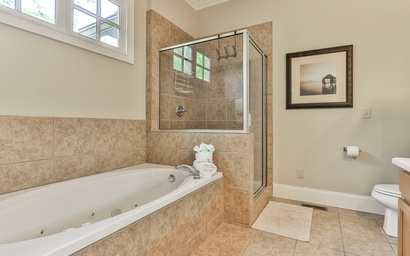 Waters Edge Lodge 25