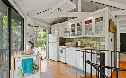 Treetopper Knoll Chalet 8