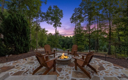 Soaring Hawk Lodge 2