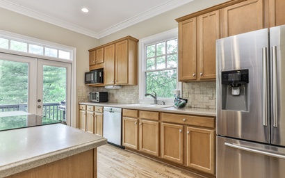 Waters Edge Lodge 16