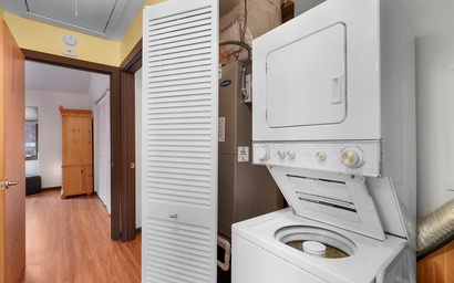 Chickadee's Lake Lookout 31