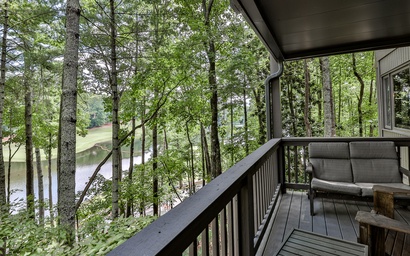 Retreat at Lake Sconti 21