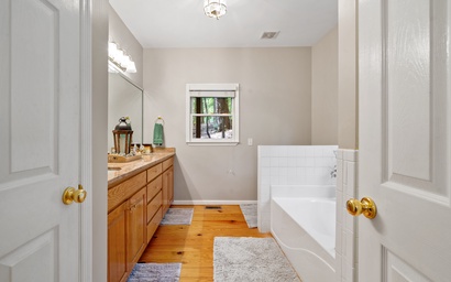 Cozy Mountain Getaway 27