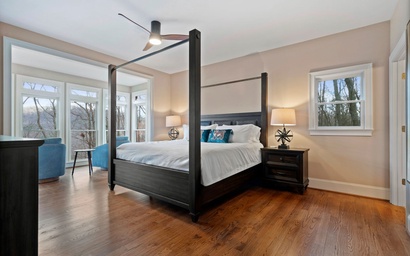 Thrush Turn Manor 19