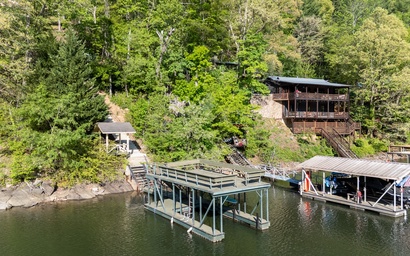 Echoes on The Lake 5