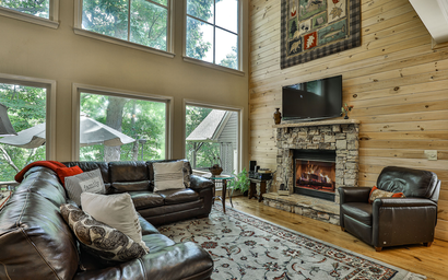 Featured Property Lakeside Cloud 9