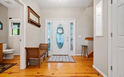 Cozy Mountain Getaway 7