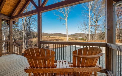 The Peaceful Meadow Cabin 6