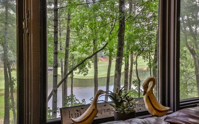 Retreat at Lake Sconti 26