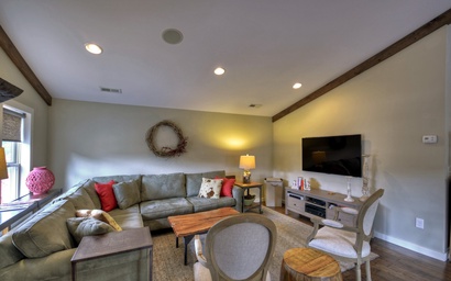 Main Street Cottage 7