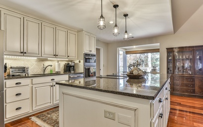 Enchanted Mountain Hideaway 18