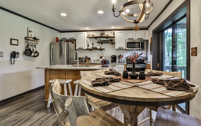 Retreat at Lake Sconti 7