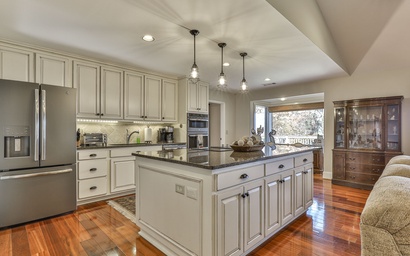 Enchanted Mountain Hideaway 17