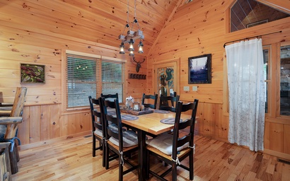 Soaring Hawk Lodge 6