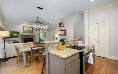 Laurel Landing Lodge 24