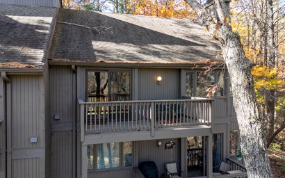 Chickadee's Lake Lookout 35