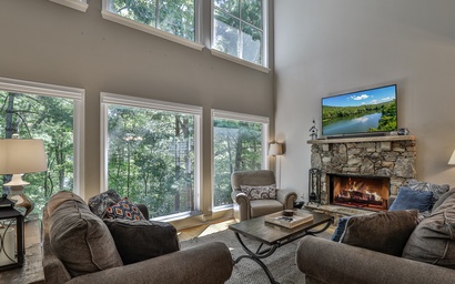 Featured Property Lake View Life