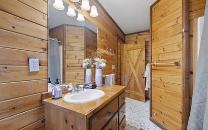 Forest Footprints 18