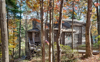 Chickadee's Lake Lookout 32