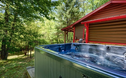 Creek Side Hideaway 6