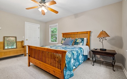 Cozy Mountain Getaway 33