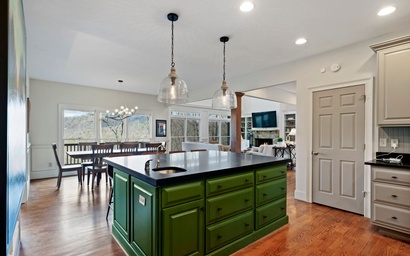 Thrush Turn Manor 11