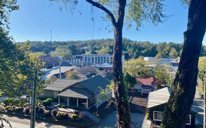 Blue Ridge Cottage 2