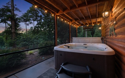 Soaring Hawk Lodge 4
