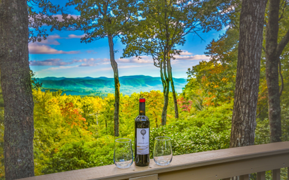 Featured Property Enchanted Mountain Hideaway