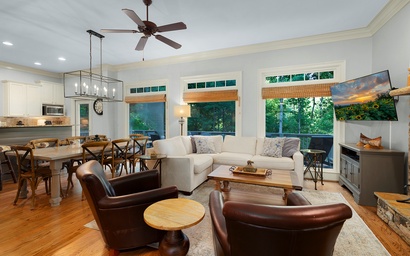Laurel Landing Lodge 10