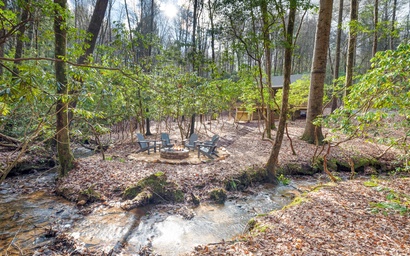 Trail Side Retreat 2