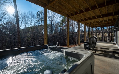 The Peaceful Meadow Cabin 3