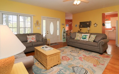 Periwinkle Cottage 3