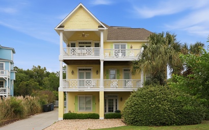 Pineapple Palace