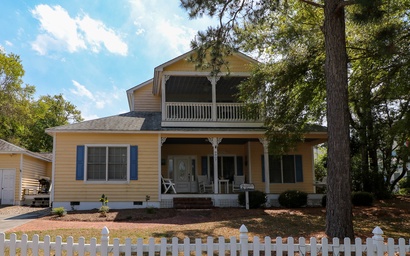 Periwinkle Cottage