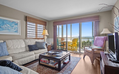 Breakers Condo Unit A4