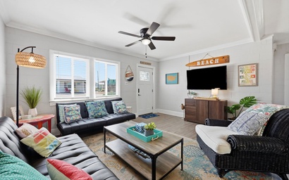 Hatfield's Hideaway - Unit A