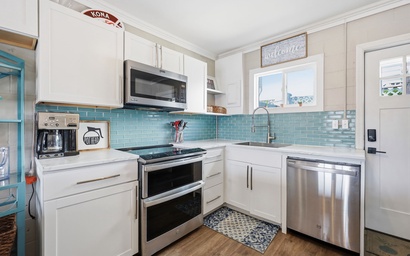 Hatfield's Hideaway- Unit B 2