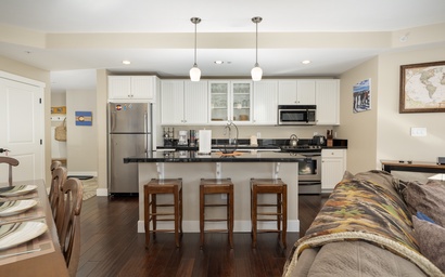 Base Camp Cir #305 3
