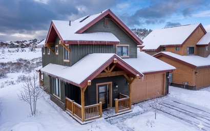 2002 Lupine Lane