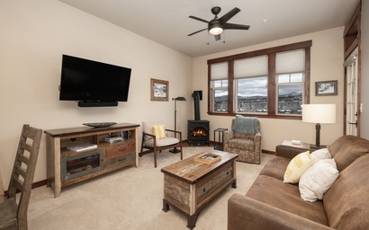 Cozens Pointe Building G Unit 202 2