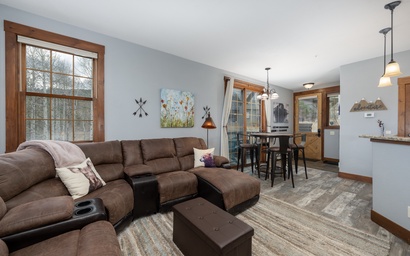 Kicking Horse Buckskin 3-205 3