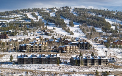 Summit Unit 3305