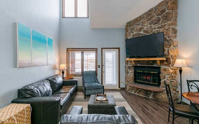 643 Silvercreek Inn Condo