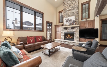 751 Mountain Terrace