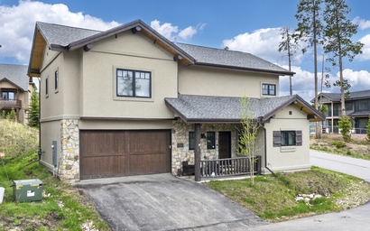 200 Quill Court